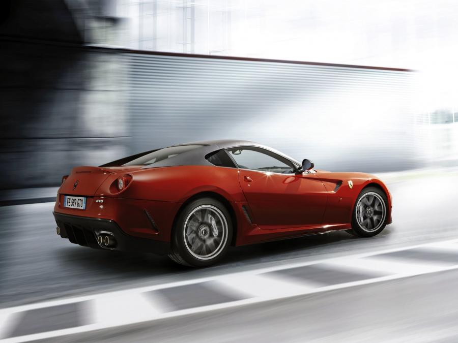  Ferrari 599 GTO 2010 года  (фото 22 из 39)